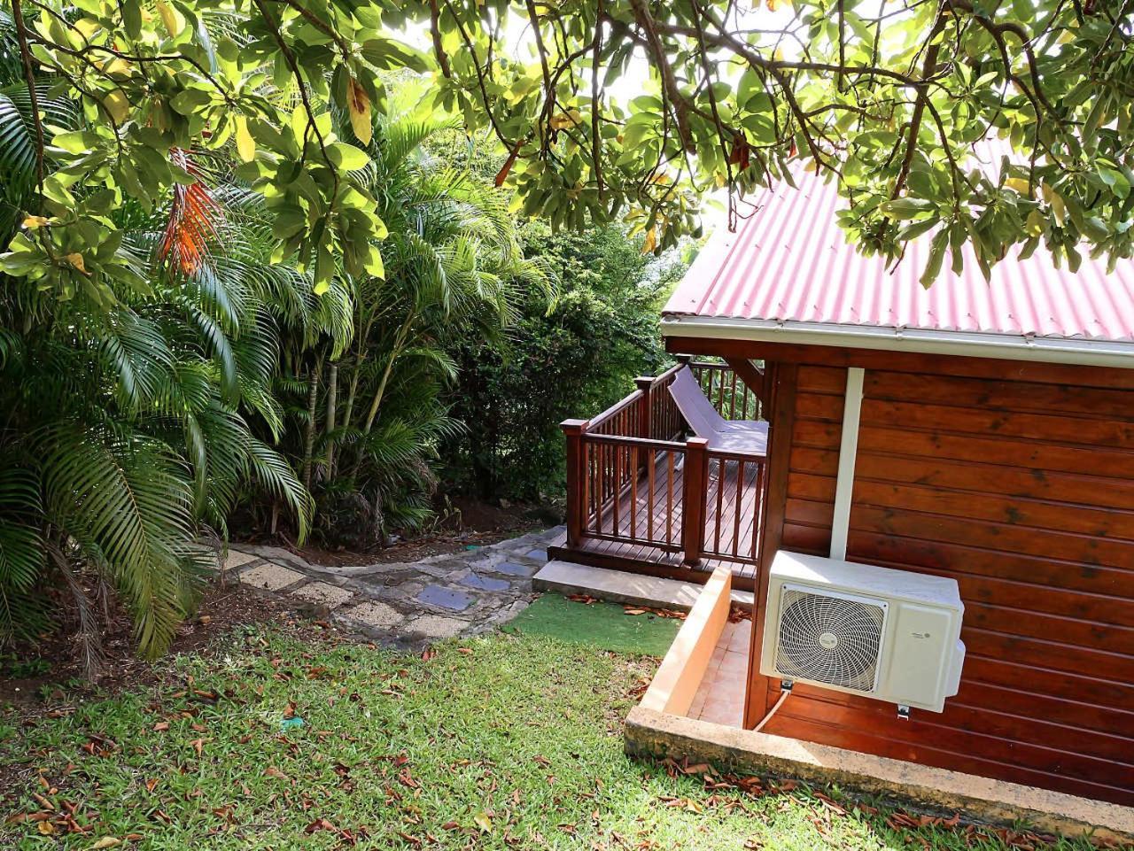 Karureve Villa Deshaies Exterior photo