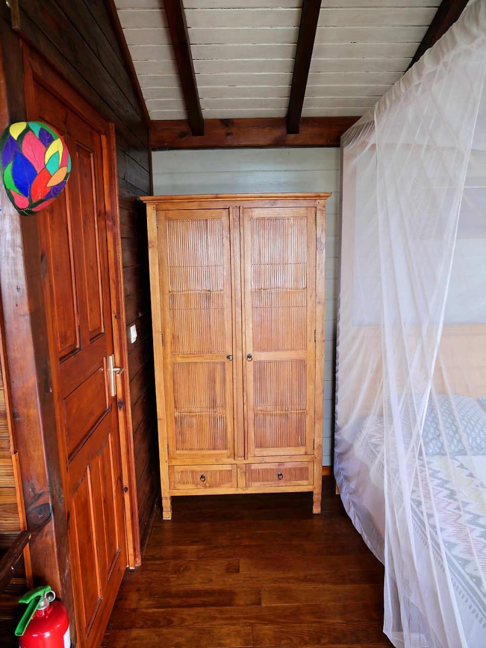 Karureve Villa Deshaies Exterior photo